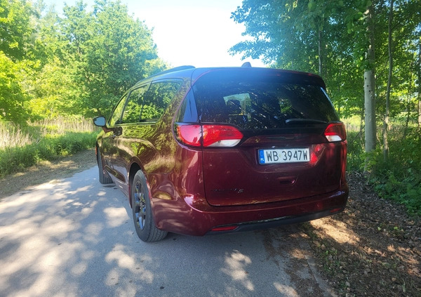 Chrysler Pacifica cena 116000 przebieg: 23000, rok produkcji 2019 z Nowy Targ małe 191